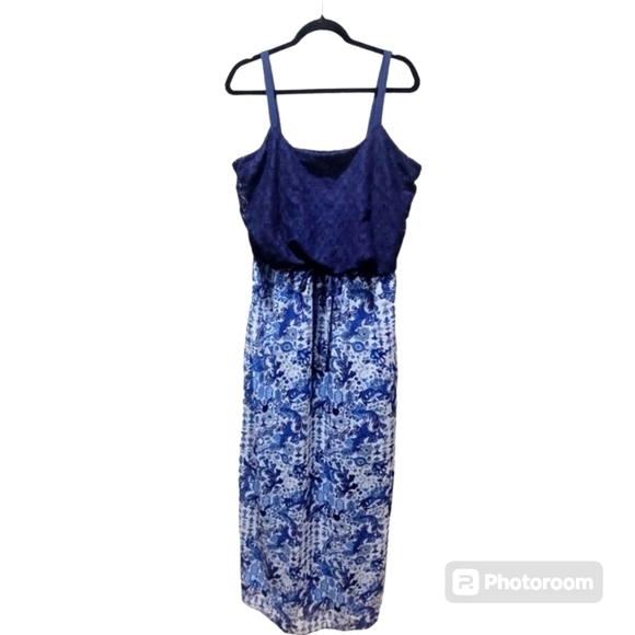 Size 16/18 Blue Lace Floral Spaghetti Strap Maxi Dress Party Casual VCAY - Picture 1 of 6